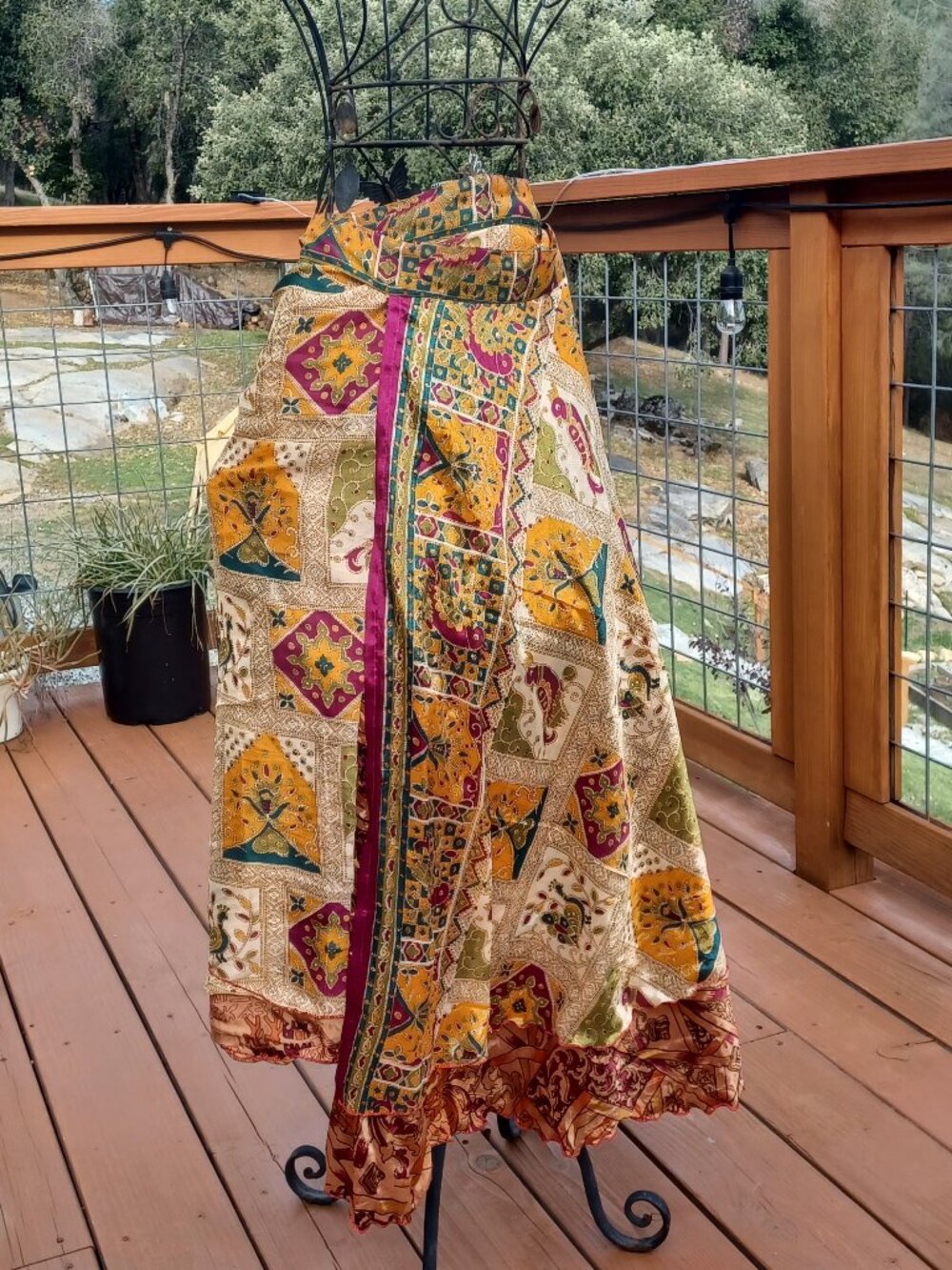 Reversible silk/viscose wrap skirt